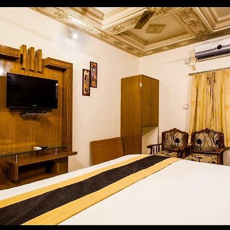 Hotel Bharat Niwas Bikaner Exterior foto