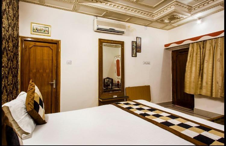 Hotel Bharat Niwas Bikaner Exterior foto